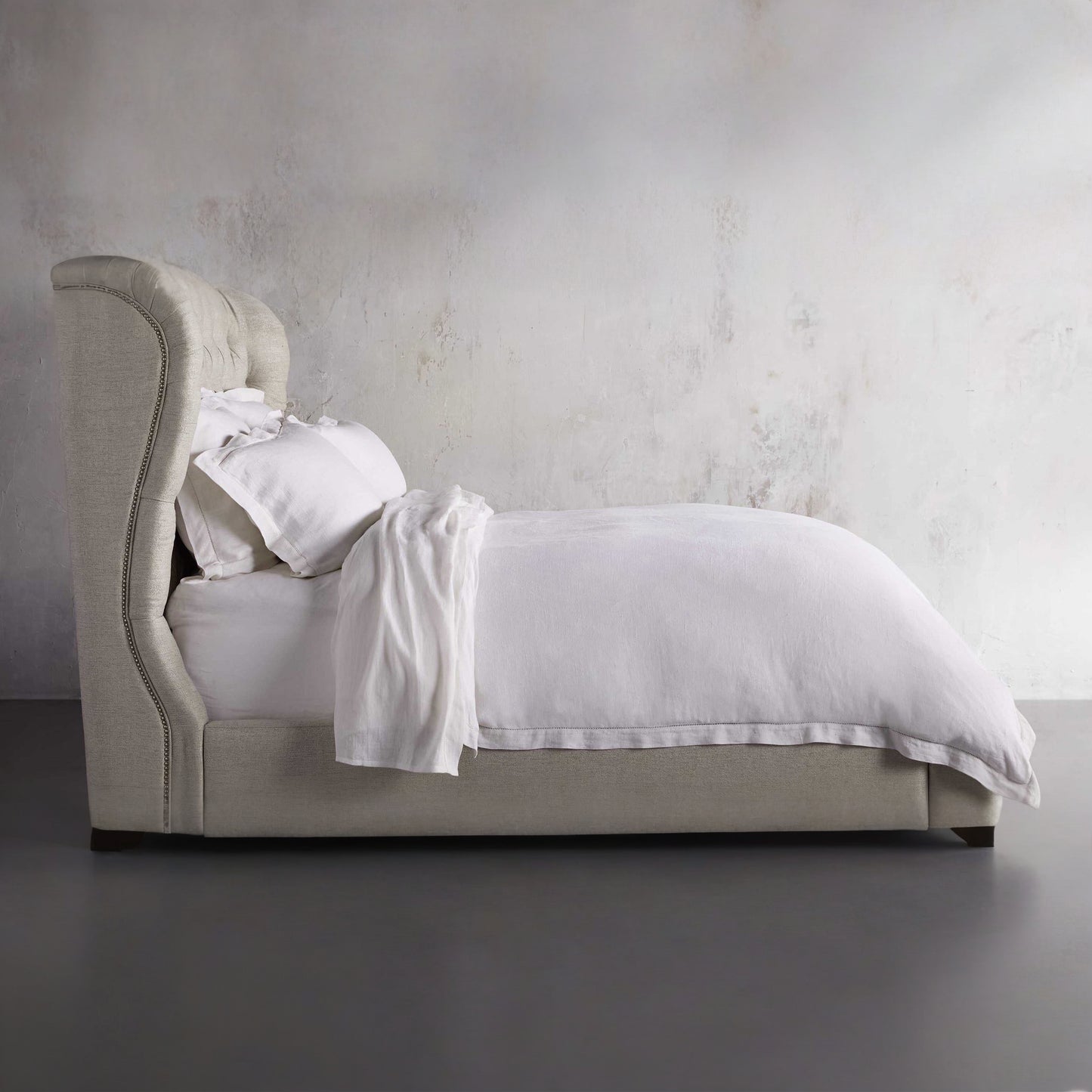 Mariah Tufted Bed, Ivory